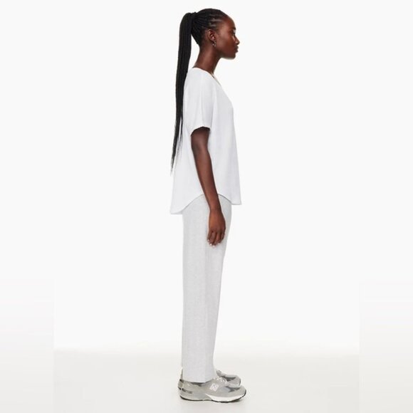 BNWT Babaton Berry T-Shirt - Picture 4 of 11